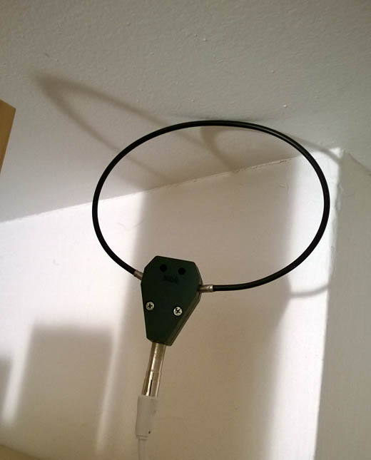 [http://pc.poradna.net/file/view/22207-antena-jpg]