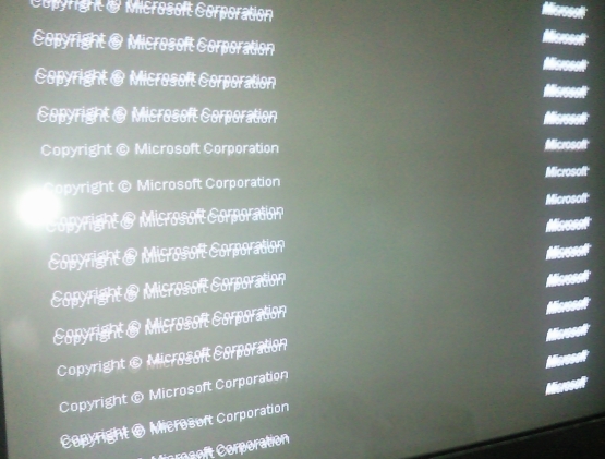 [http://pc.poradna.net/file/view/6892-monitor-petr- default-bios-jpg]