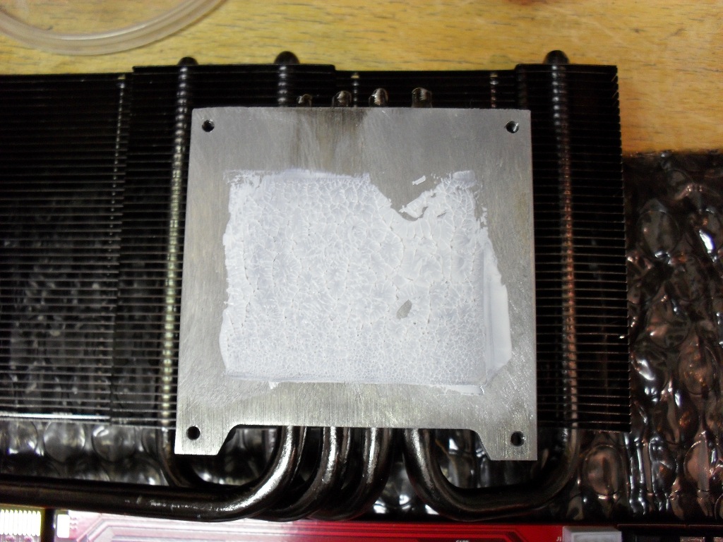 [http://pc.poradna.net/file/view/9956-gpu-jpg]